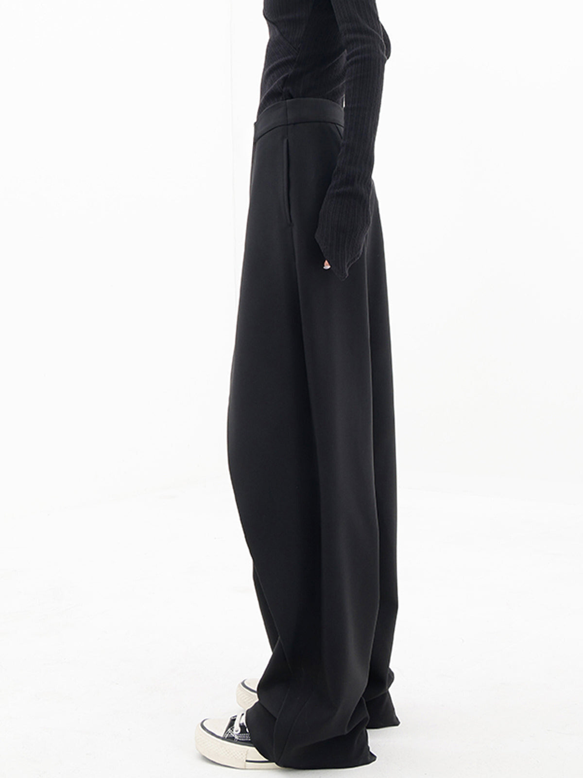 Anne | Asymmetrische Baggy-Hose